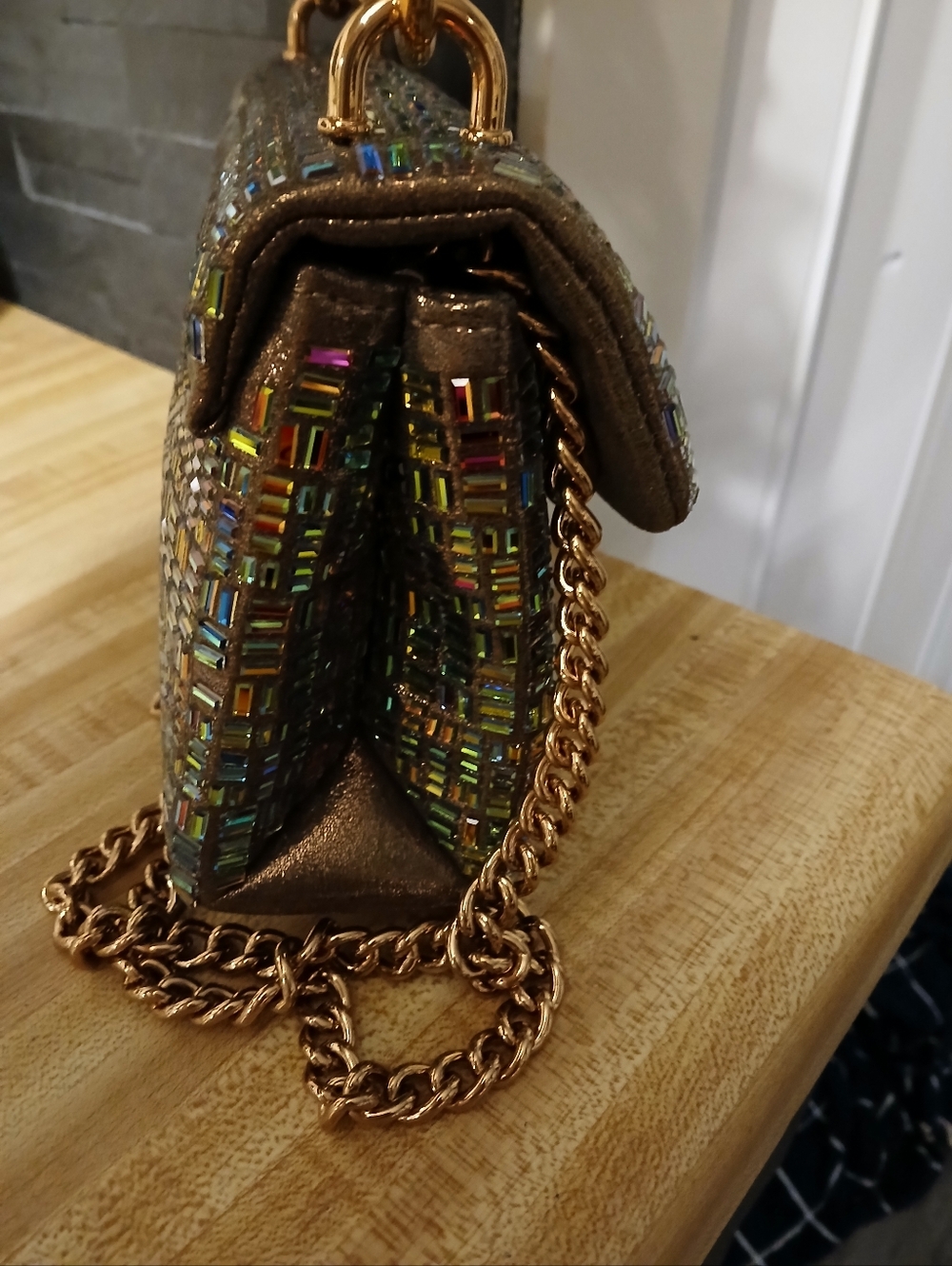 Kurt Geiger NWT Irradescent Rhinestone Kensington W/Gorgeous Handle & Dustbag - Picture 5 of 9